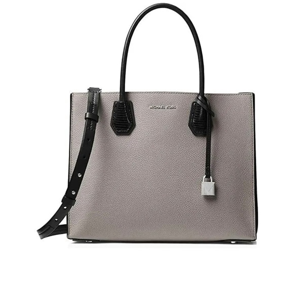 Michael Kors Handbags - Michael Kors Mercer Large Pebbled Leather Purse
